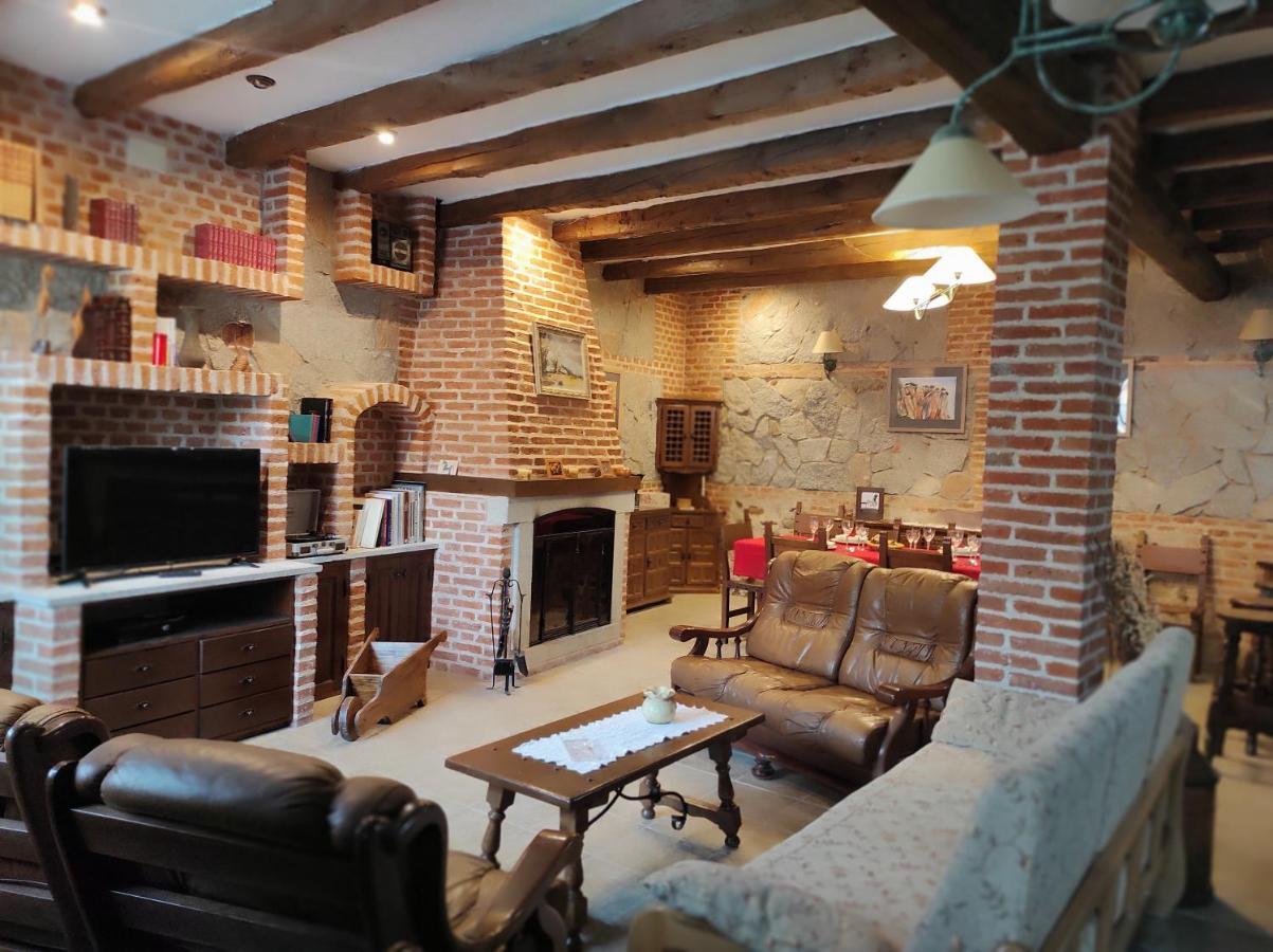 Casa Rural Puerta De Castilla Velayos Extérieur photo